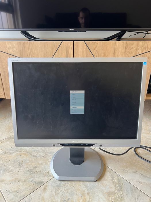 URGENTE 5 Monitores 22”Full HD–Philips,LG,ViewSonic,Lenovo(5 unidades)