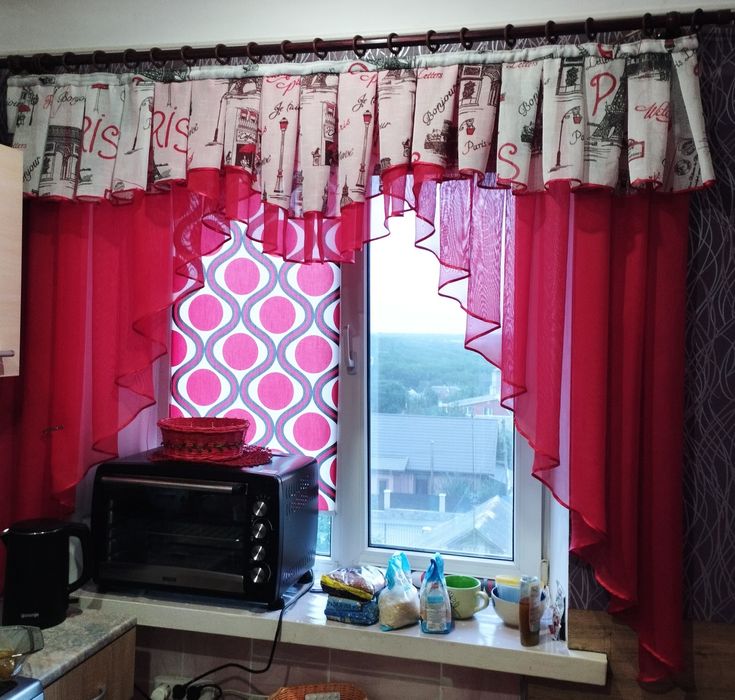 Ламбрикен для кухні та спальні