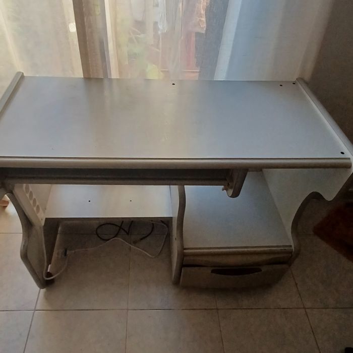 Secretaria de escritório para ter em casa.