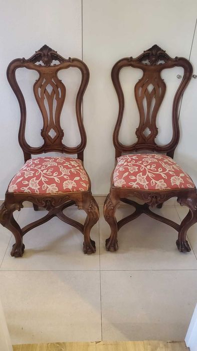 Cadeiras clássicas em nogueira maciça estilo D. José, excelente estado