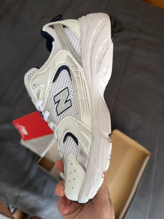 New Balance 530