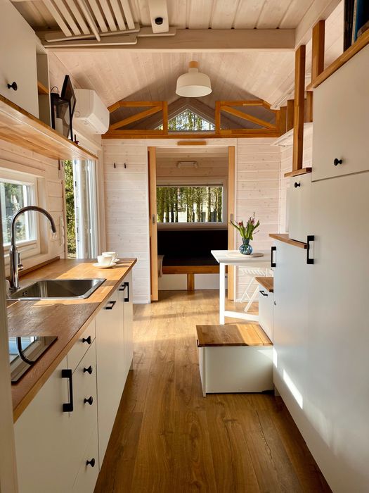 Domek na wynajem w lesie z jacuzzi – Tiny House Bory Tucholskie