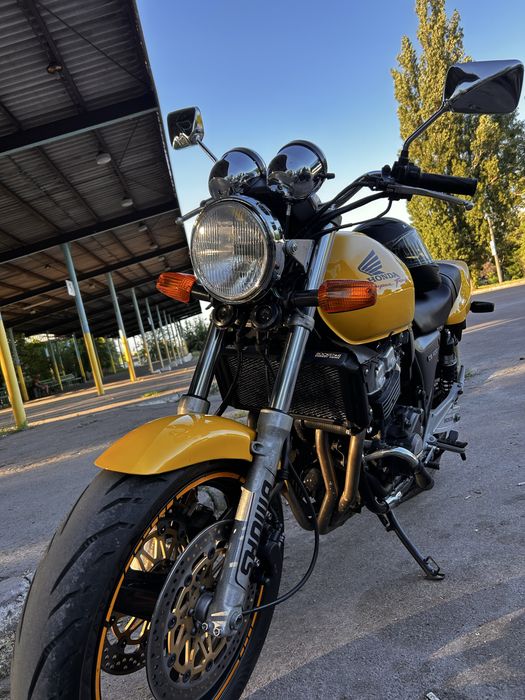 (Продам)Honda CB400SF