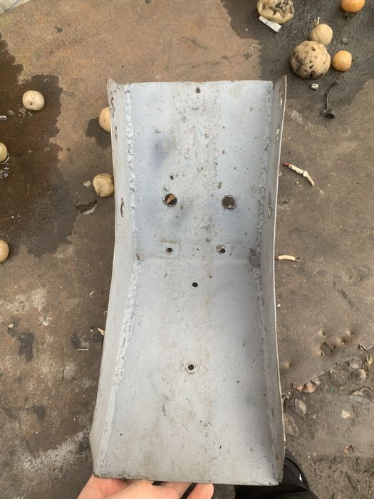 Продам крило ява