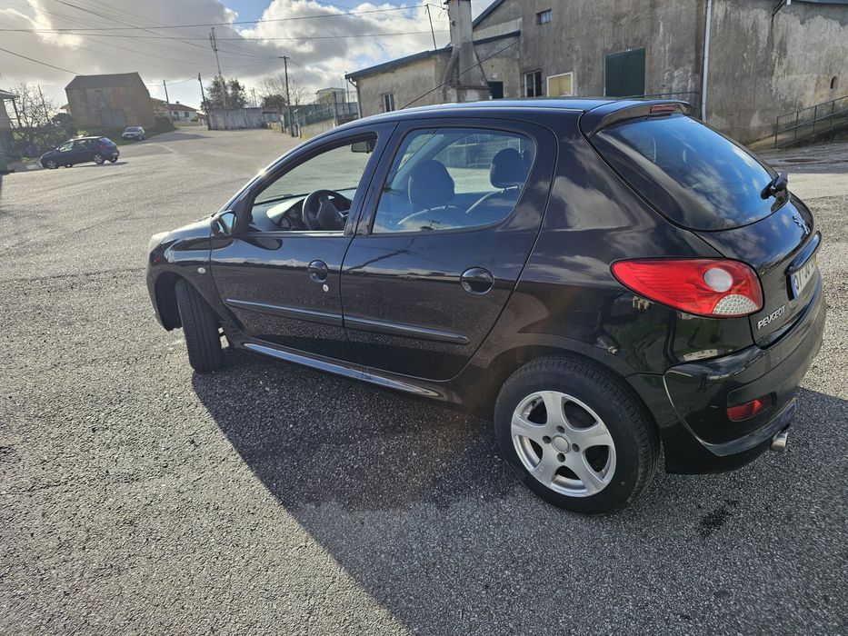 Peugeot 206+,1. 1 gasolina