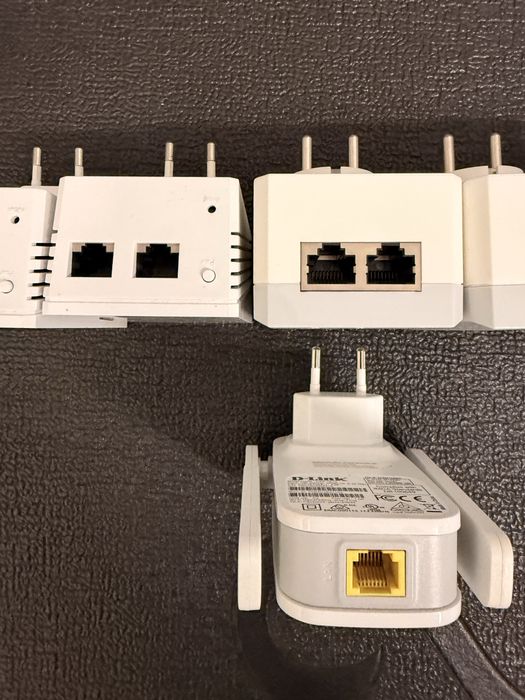 Conjunto Powerline TP-Link + Repetidor D-Link: 5 Adaptadores + Wifi