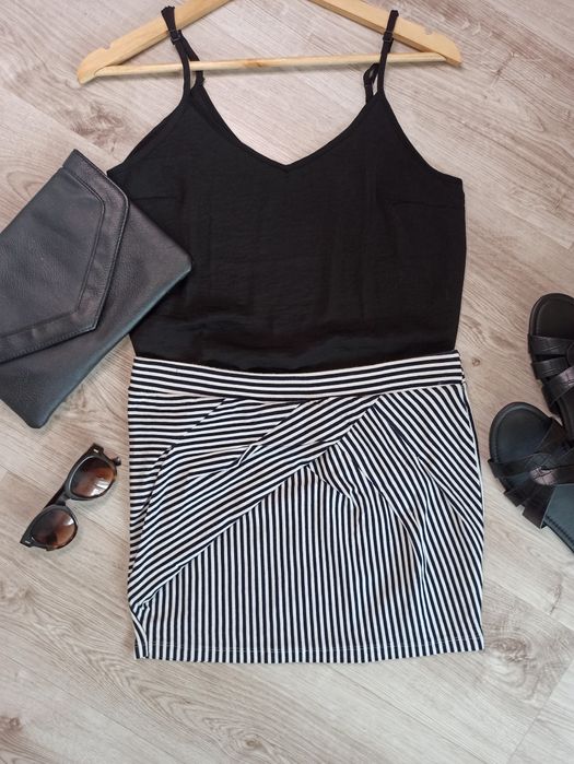 Spódniczka w paski Stradivarius