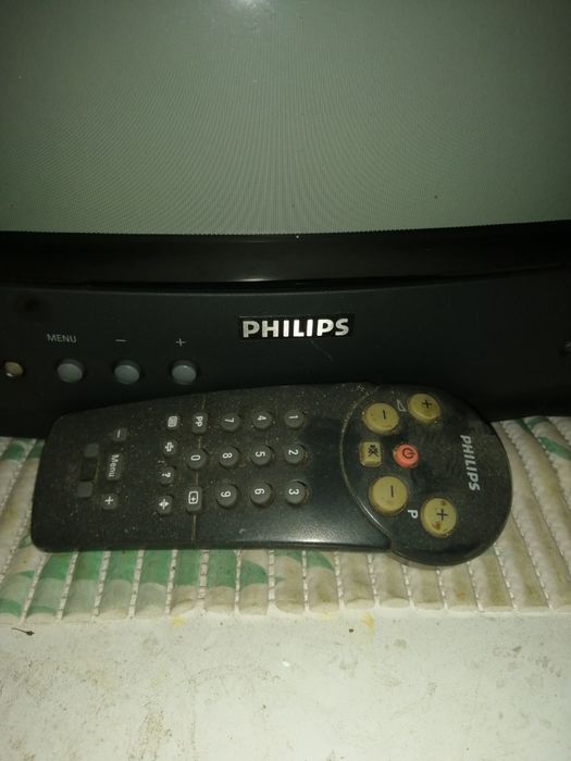 Televisão pequena64564392915329121