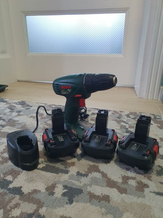 Шурік Bosch PSR 12 + 3  акб + Зарядка