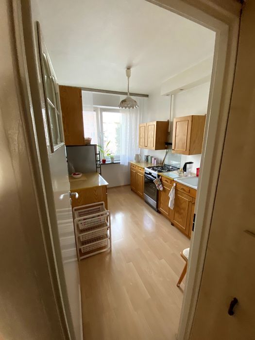 Wynajmę 2 pokojowe mieszkanie os. Baranówka ( całe lub na pokoje)