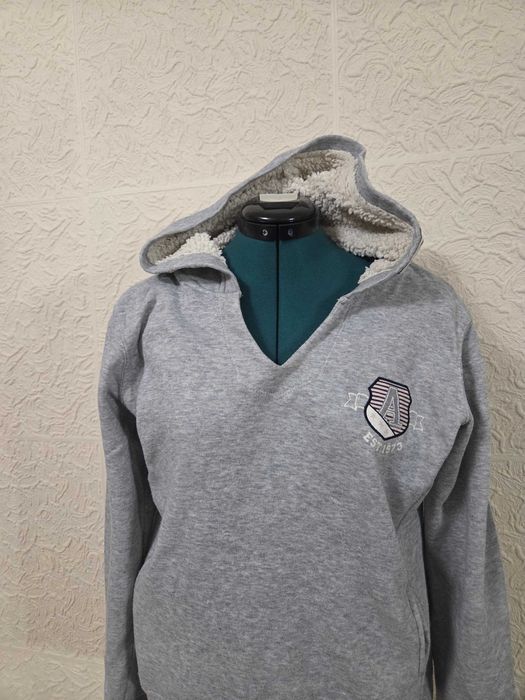 Bluza z kapturem miś V neck dekolt szara colours of the world