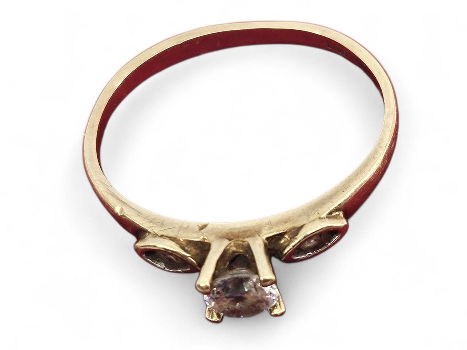 ŚLICZNY ZŁOTY PIERŚCIONEK z cyrkoniami  1,20G 333 R.9