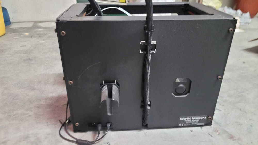 Impressora 3D Makerbot Replicator 2