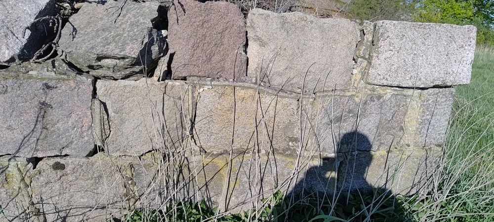 Kamień ciosany z rozbiórki