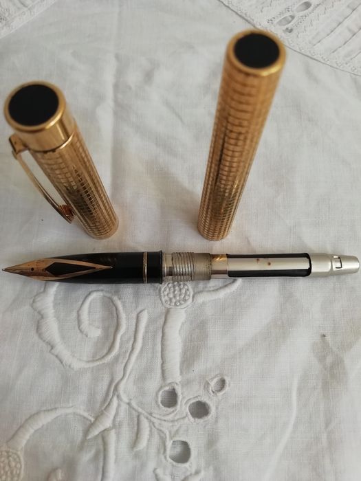 Caneta Shaffer aparo ouro e corpo plaque de ouro