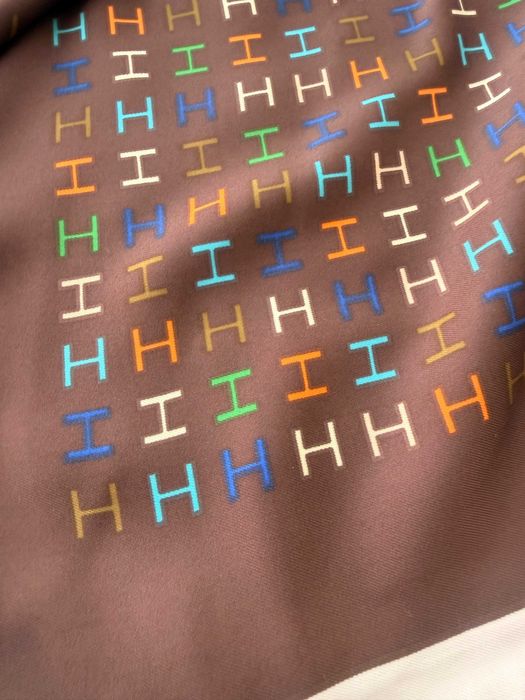 Стильна жіноча хустка в стилі Hermès 90x90 см