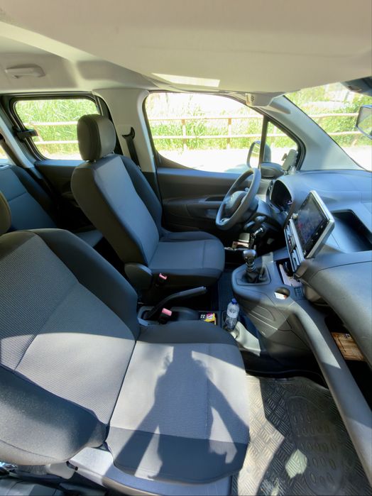 Citroen Berlingo | 5 Lugares | Desde 290€/mês