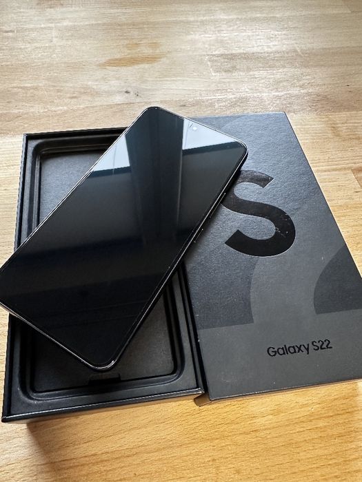 Samsung s22, Stan bardzo dobry