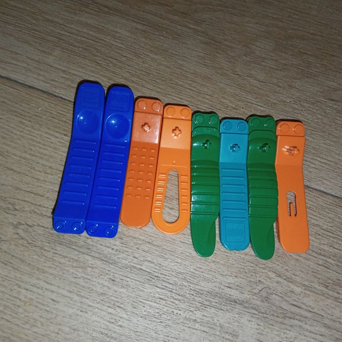 Зібране лего, військова техніка, модельки