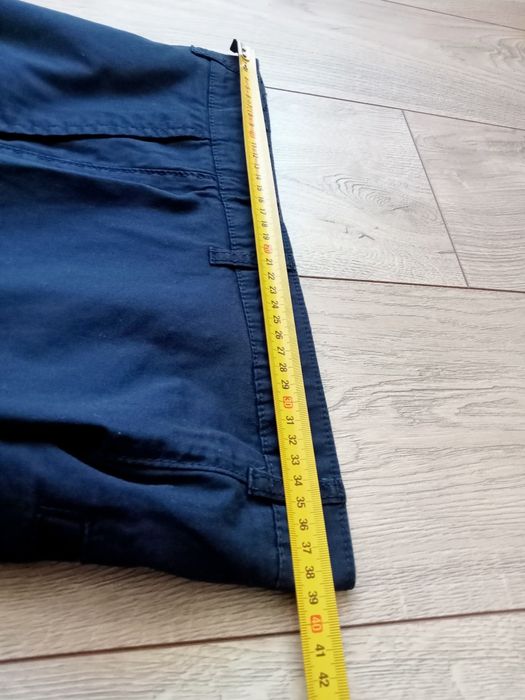 Męskie spodenki H&M rozmiar 28