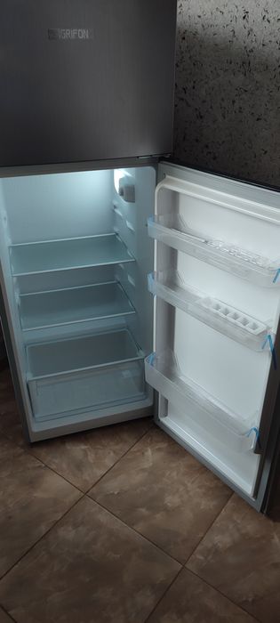 Холодильник Grifon