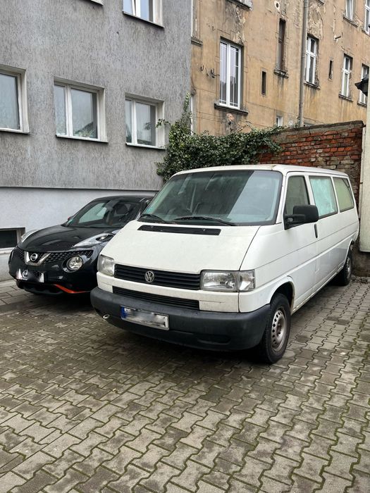 Volkswagen Transporter VW T4 Long przedłużany 1.9TD uszkodzony