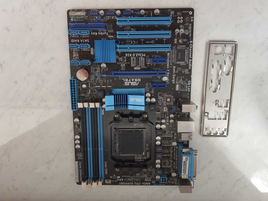 Материнська плата Asus M5A78L-M + процAMD FX-4100+відеокарта+ОЗУ.Комп
