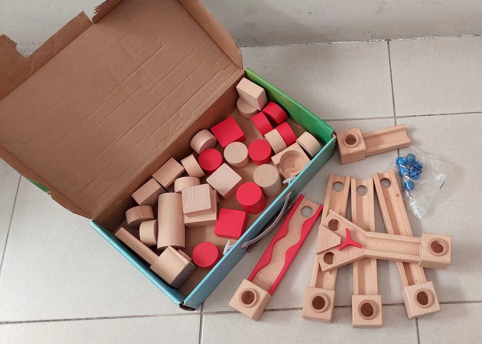 Brinquedos Didáticos de madeira
