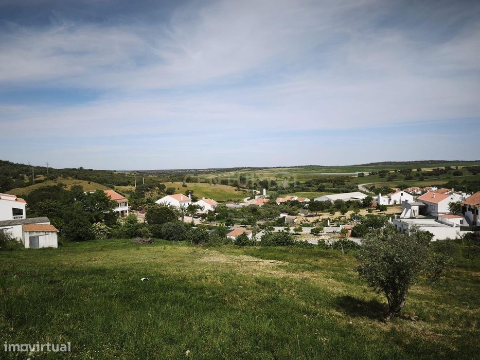 Terreno Urbano com 800 m2 — Ciborro, Évora