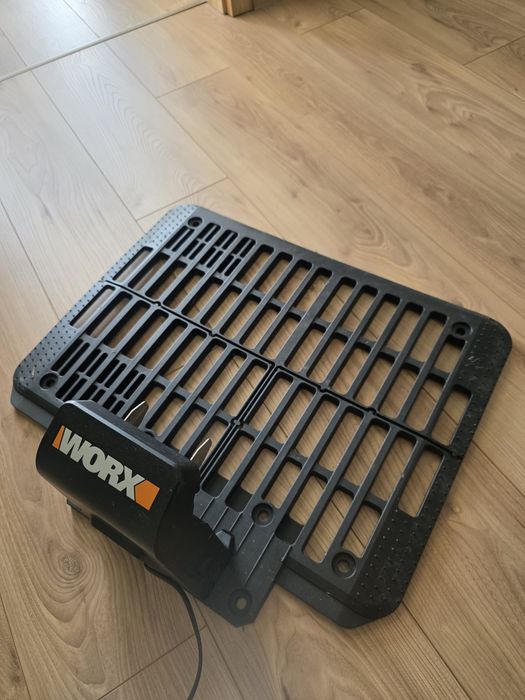 WORX Landroid M500 robot koszący