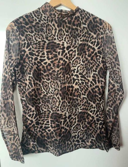 Bluza w cęntki zwierzęcy print