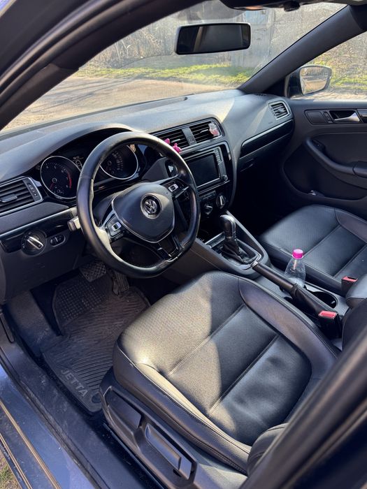 Volkswagen Jetta 2017 1.8