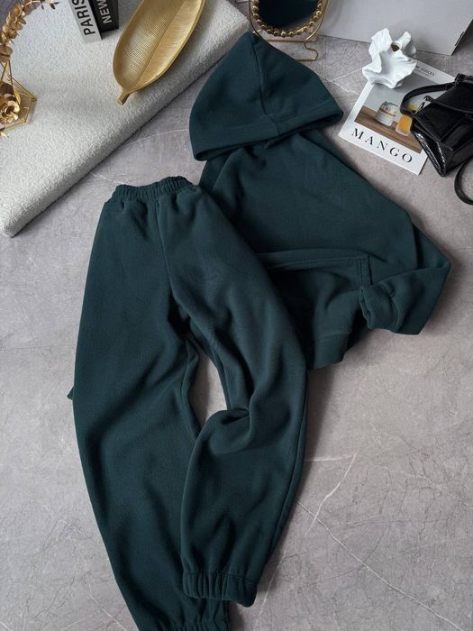 Жіночий теплі флісові костюмчики на кожен день