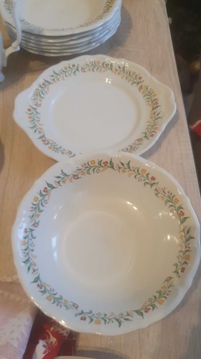 Porcelana WAŁBRZYCH Fryderyka - Piękny Serwis Obiadowy 22 elementy PRL