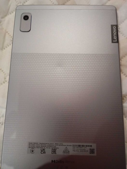 Tablet Lenovo cinza