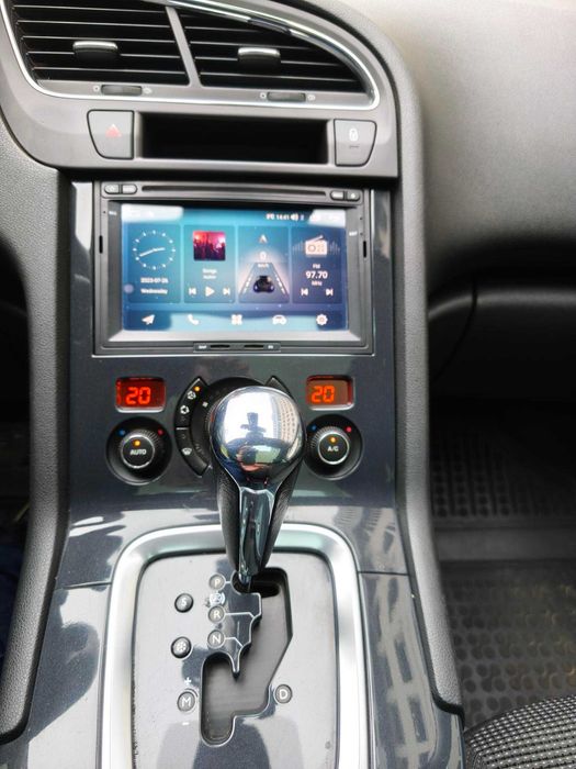 Peugeot 5008 2,0 HDI 163km automat 7 osób HAK