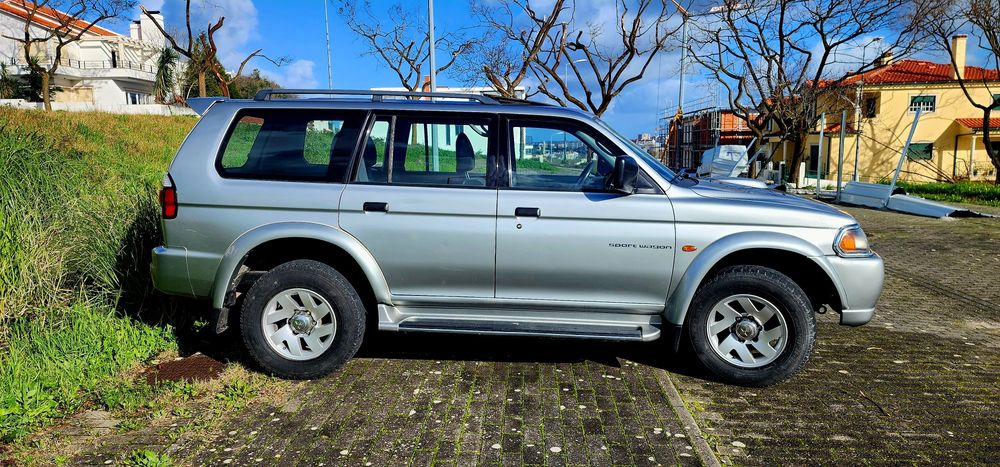 Mitsubishi Pajero Sport GLS