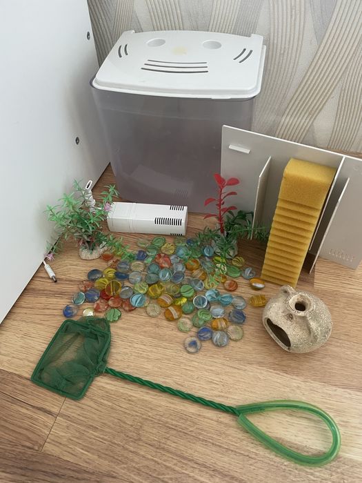 Міні-акваріум з комплектом (для півника або маленьких рибок)