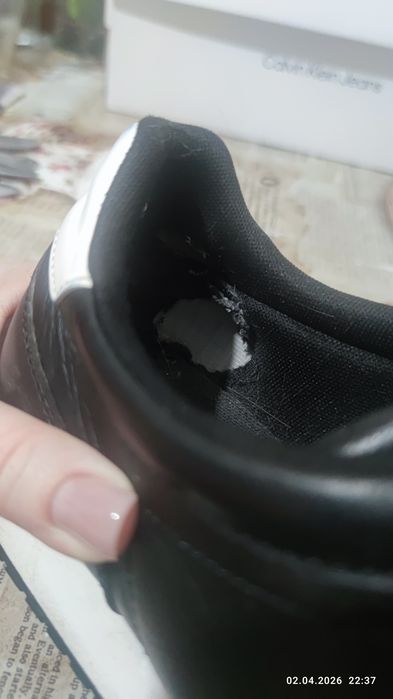 Продам шкіряні чоловічі кросівки Calvin Klein р 46