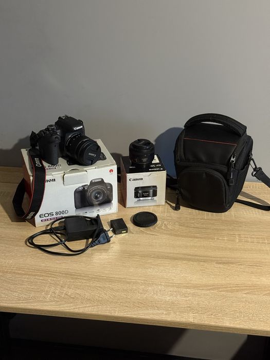 Canon eos 800d 18-55mm kit + обʼєктив Canon 50mm f1.8
