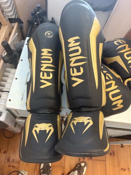 Venum Elite Black/Gold