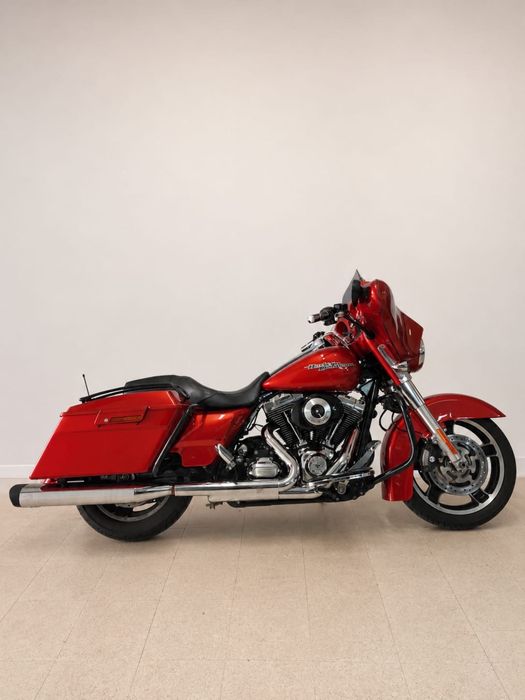 Harley Davidson street glide 1690cc
