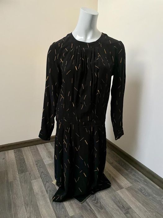 Sukienka firmy Black Swan rozmiar M