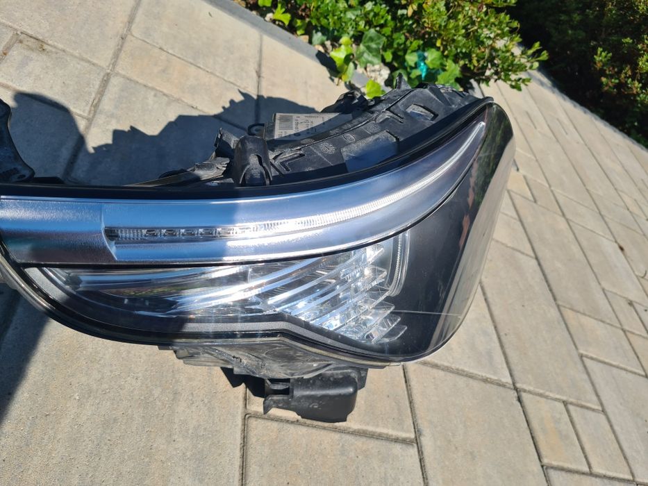 Przednia prawa lampa H7 BMW 5 E60 sedan E61 kombi po liftingu 2007-2012r