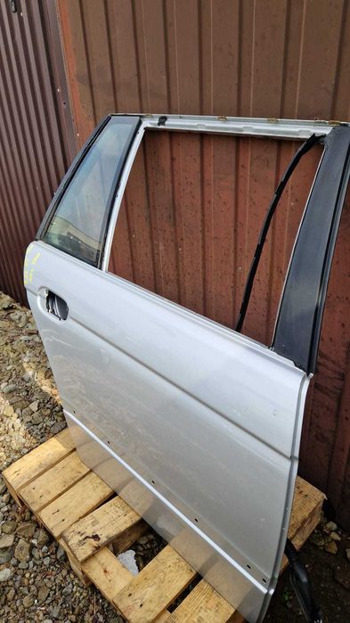 BMW E39 Drzwi prawy tył kombi lakier 354 Titan silber prawe tylne