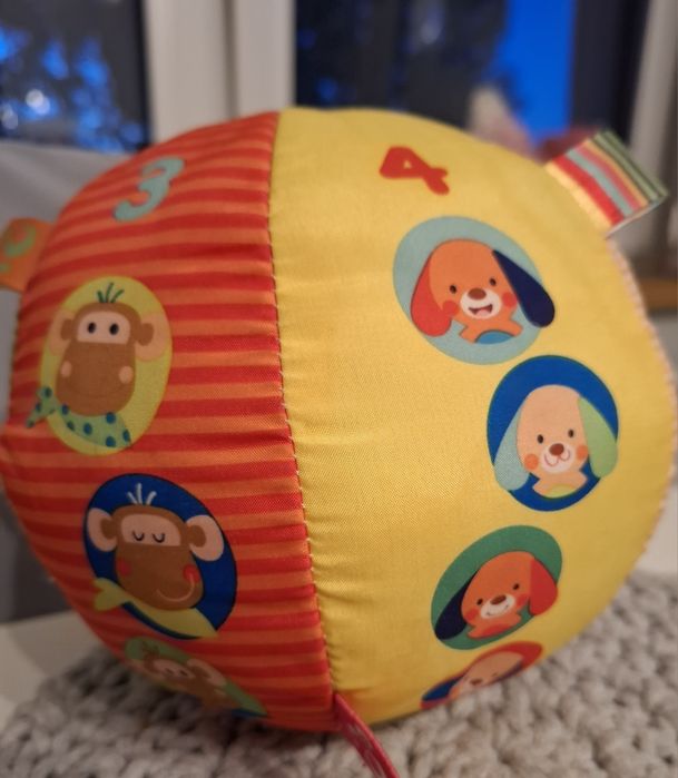 Chicco Piłka Miękka zabawka grajaca ,sensoryczna