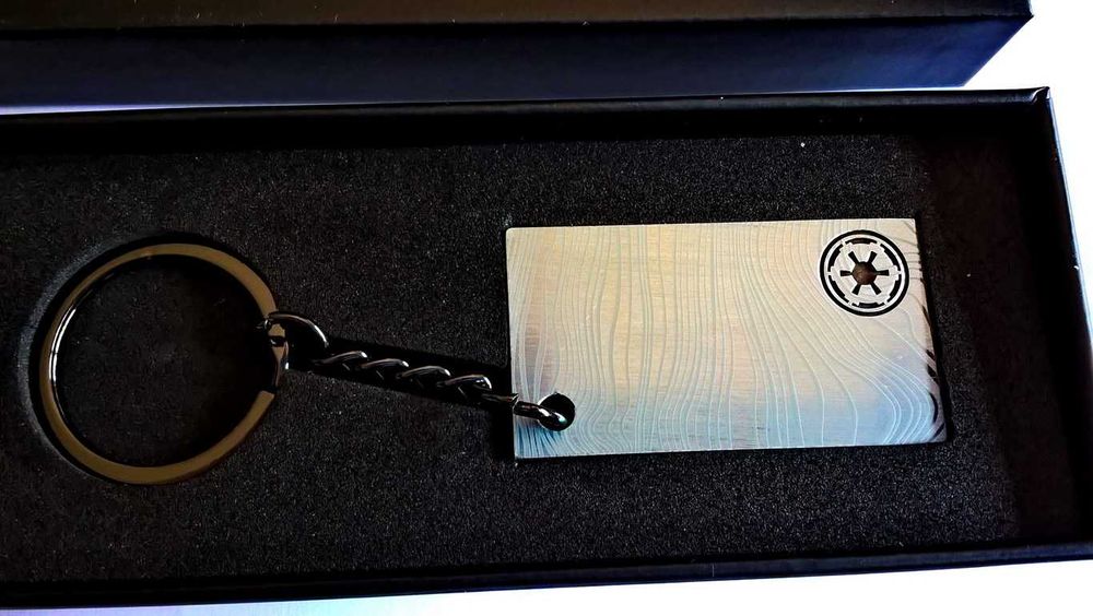 Lego Star Wars 500.7403 The Mandalorian Beskar Metal Key Chain novo