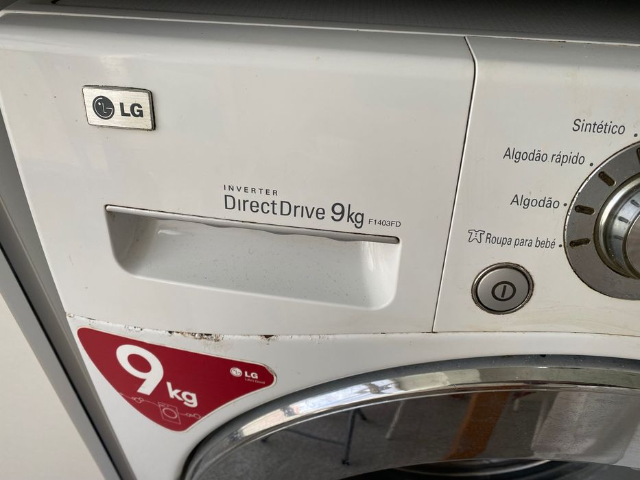 Máquina de lavar e secar roupa LG inverter Directdrive capacidade 9kg