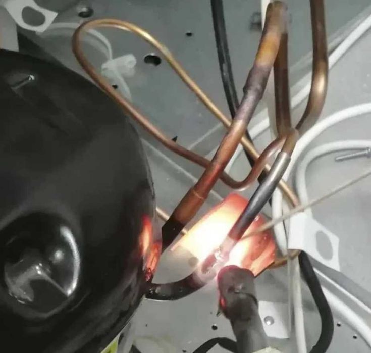 Ремонт ХОЛОДИЛЬНИКОВ на дому. Низкие цены