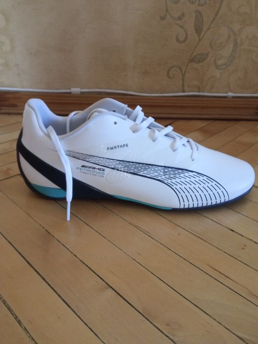 Кросівки PUMA  MERCEDES -BENZ.  Нові